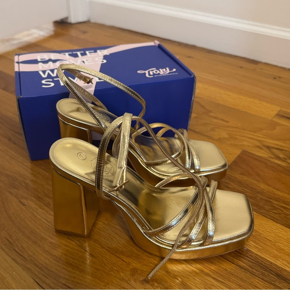 Gold Glamorous Platform Heels